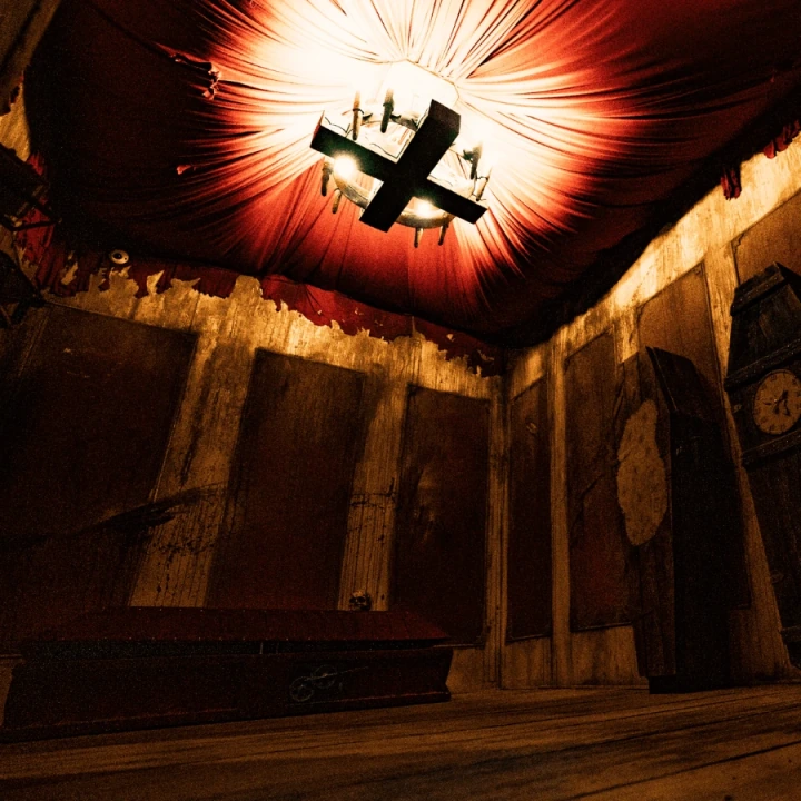 The Crypt escape room at HintHunt Mississauga